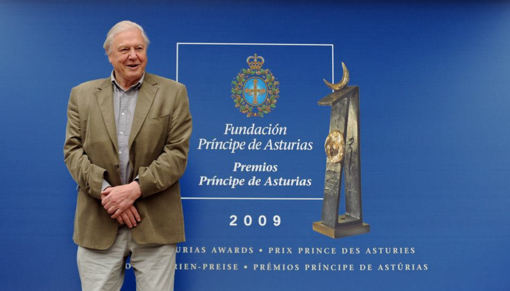 David Attenborough David Attenborough durante la entrega del Premio Príncipe de Asturias de Ciencias Sociales 2009. Crédito imagen: Fundación Princesa de Asturias.