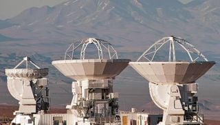Cómo los radiotelescopios rastrean el origen de las estrellas a través de moléculas cósmicas