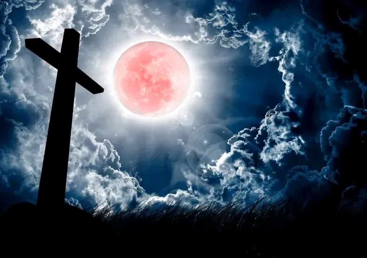 Este año la Luna llena o Luna Rosa marcó el inicio de la Semana Santa. Imagen: Ecosfera