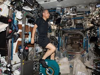 ¿Cómo sería la rutina de ejercicios de los astronautas en Marte? Un nuevo estudio sugiere que saltar podría ser la clave