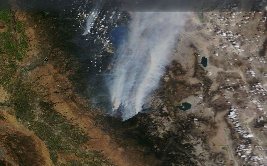 Imágenes del MODIS de los incendios de Yasemite a fecha de 26 de agosto de 2013 Imágenes del MODIS de los incendios de Yasemite a fecha de 26 de agosto de 2013