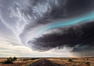 Condiciones lluviosas en varias entidades de México. Onda tropical muy activa se acerca