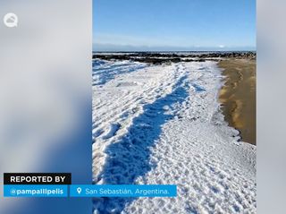 El mar se congela en San Sebastián, Argentina