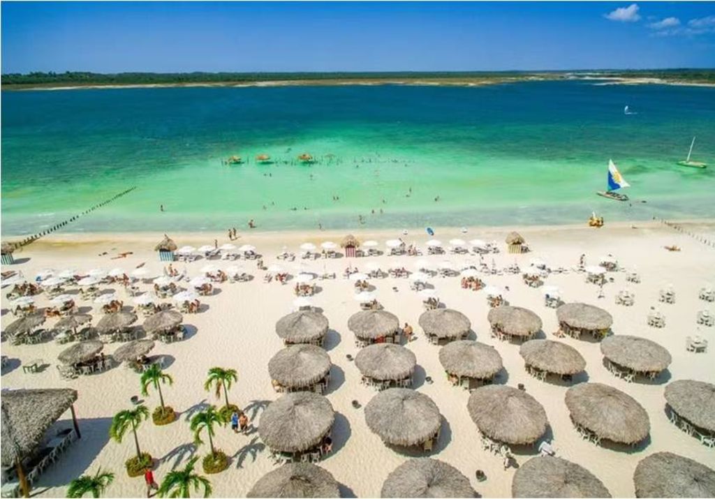 Praia principal de Jericoacoara, no Ceará Praia principal de Jericoacoara, no Ceará