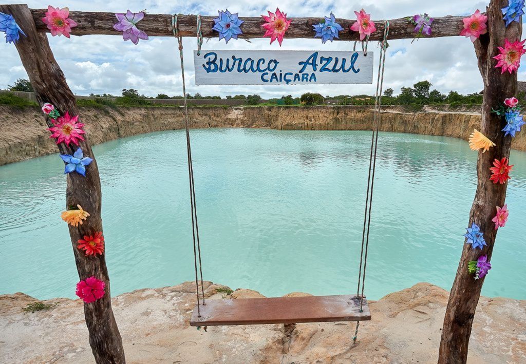 Buraco Azul, em Jericoacoara, Ceará Buraco Azul, em Jericoacoara, Ceará