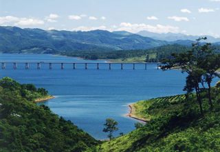 Conheça Nazaré Paulista: Um paraíso natural com banhos de cachoeira no interior de SP