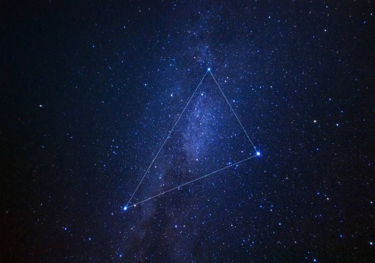 triângulo de verão estrelas universo astronomia via láctea triângulo de verão estrelas universo astronomia via láctea