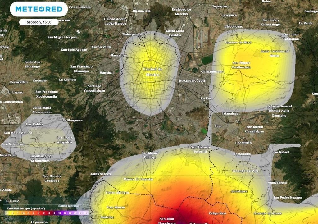 Se prevén tormentas eléctricas de gran extensión en el sur por la tarde y noche en la capital. ¡Procura estar lejos de árboles, postes y estructuras frágiles! Se prevén tormentas eléctricas de gran extensión en el sur por la tarde y noche en la capital. ¡Procura estar lejos de árboles y postes!