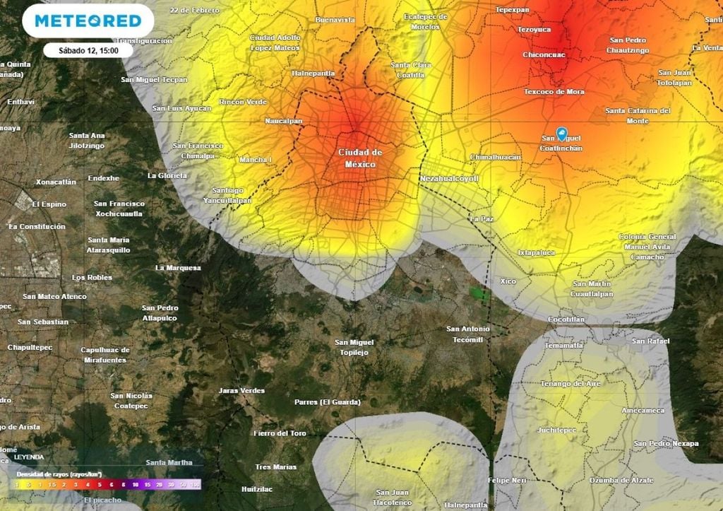 Se prevén tormentas eléctricas de gran extensión por la tarde en la capital. ¡Procura estar lejos de árboles, postes y estructuras frágiles! Se prevén tormentas eléctricas de gran extensión por la tarde en la capital. ¡Procura estar lejos de árboles, postes y estructuras frágiles!