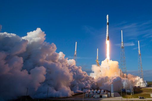 El lanzamiento de sat&eacute;lites contamina r&aacute;pidamente la atm&oacute;sfera superior: geoingenier&iacute;a indirecta del clima terrestre