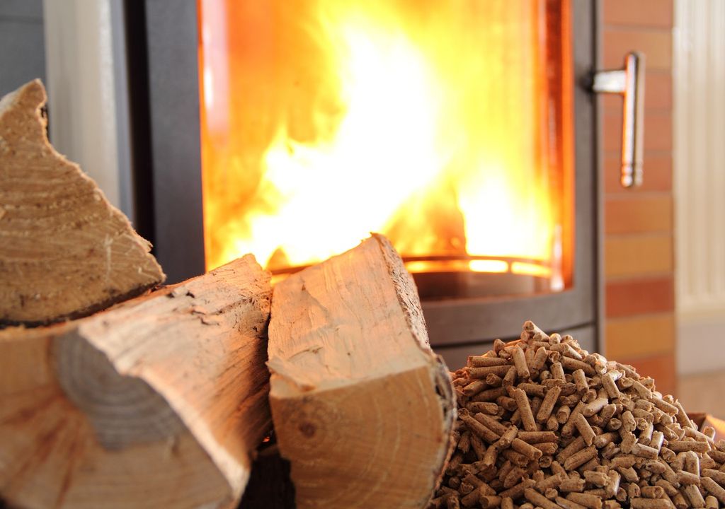 calefactor encendido; leña; pellet calefactor encendido; leña; pellet
