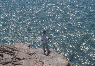 Continuam buscas pelo pescador desaparecido em Cascais