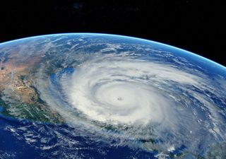 Cosa accadrebbe se un attacco nucleare fosse lanciato contro un uragano? 