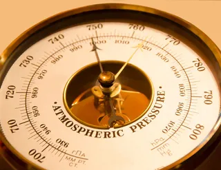 Coisas que deve saber sobre pressão atmosférica, algumas vão surpreendê-lo