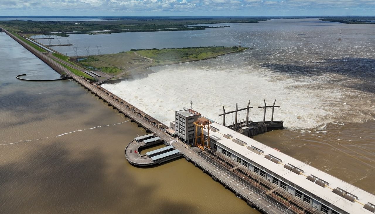 Condiciones climáticas vinculadas con el fenómeno de El Niño podrían favorecer nuevos episodios de aguas altas durante los próximos meses. Crédito: prensa Yacyretá.