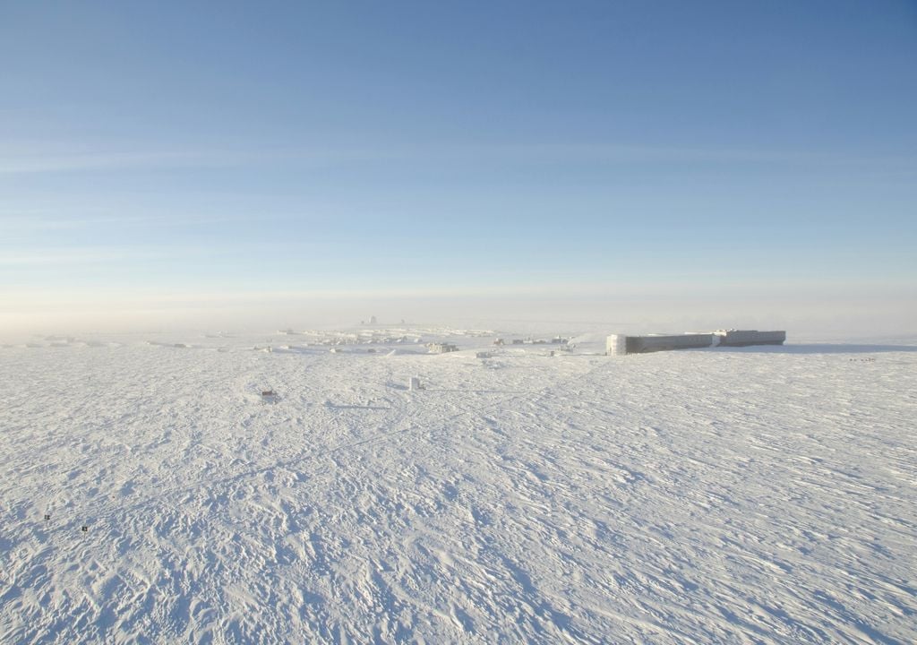 Image d'une base de la NOAA au pôle Sud.