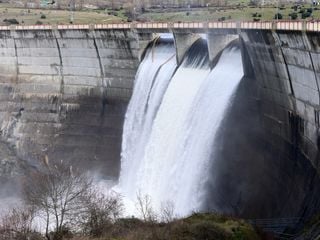 &iquest;Cu&aacute;l es el m&aacute;ximo que puede soportar una presa? As&iacute; es como se anticipan las presas de Espa&ntilde;a ante las riadas extremas