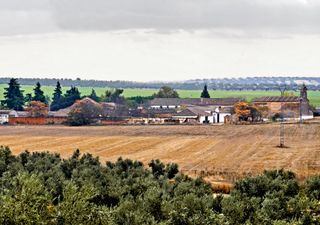 ¿Cuál es el pueblo con menos habitantes de España?