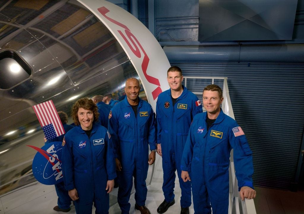 Se ha vuelto a cambiar la fecha de despegue de la nave Orion: Artemis II retrasa la misión tras fallos registrados en el ensayo general. Crédito: NASA/James Blair