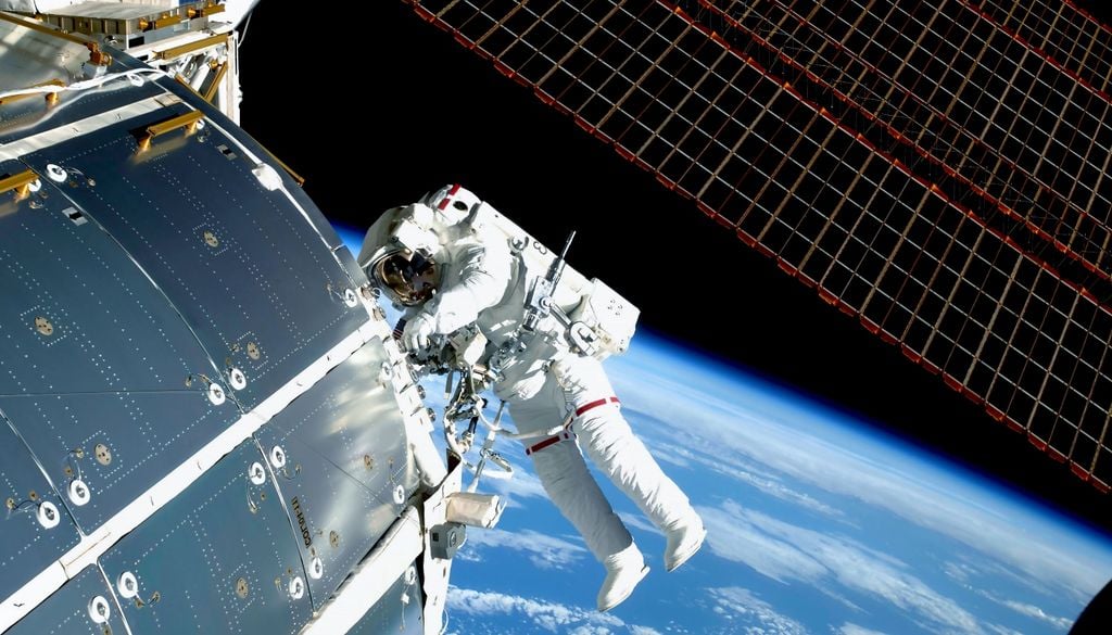 Estación Espacial Internacional ISS Astronautas NASA Los astronautas trabajan bajo el Tiempo Universal Coordinado (UTC).
