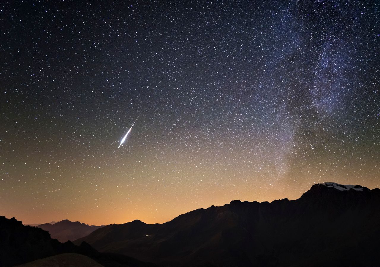 Cuantos Meteoritos Caen En La Tierra Al Dia