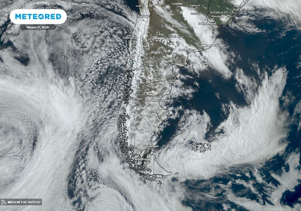 imagen satelital mostrando la nubosidad presente sobre Chile central, sur y austral imagen satelital mostrando la nubosidad presente sobre Chile central, sur y austral
