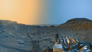 Curiosity captura la mañana y la tarde marciana en una nueva 'postal'