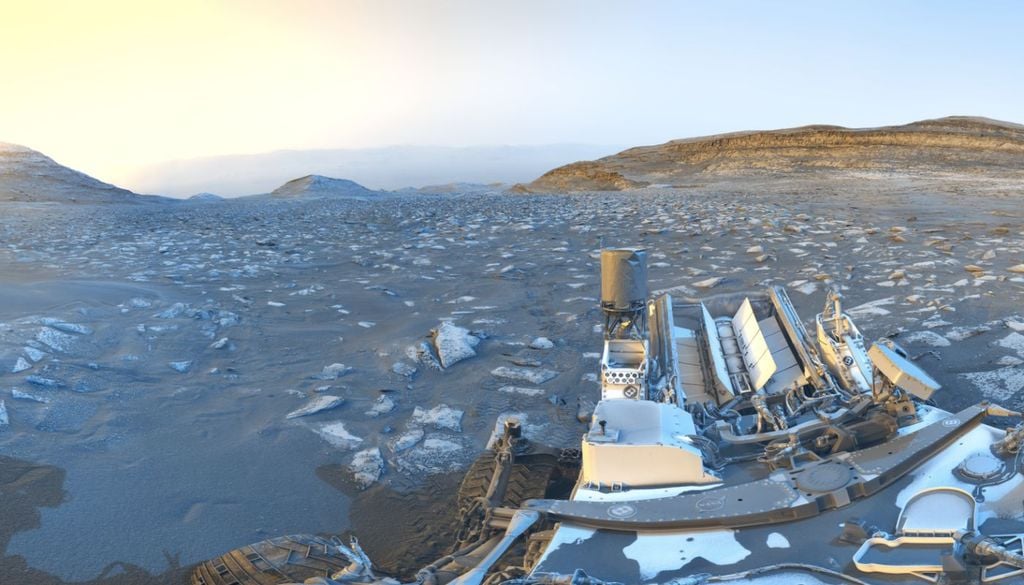 Curiosity retrata el paisaje de Marte tras 5.000 días en el planeta rojo.