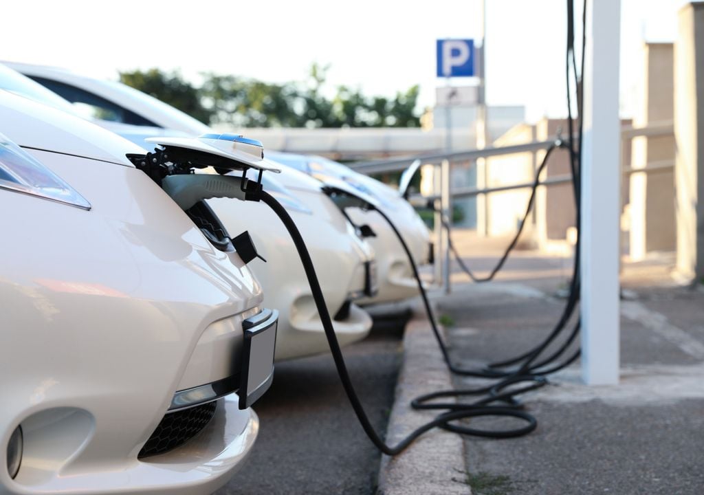 E-Ladesäulen sind in Norwegen fast überall zu finden