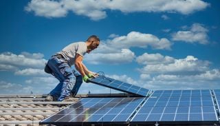 Dal 3 agosto nuove regole per chi costruisce o ristruttura casa: pi&ugrave; energie rinnovabili, vantaggi per tutti
