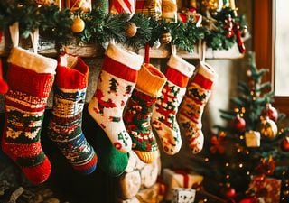 Dall’albero della Befana alle calze piene di frutta e fiori: tutto quello che non sapevi sui riti pagani dell’Epifania