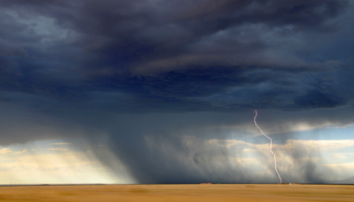 Una dana para el fin de semana con chubascos y tormentas en el interior peninsular con muchas fiestas y desplazamientos