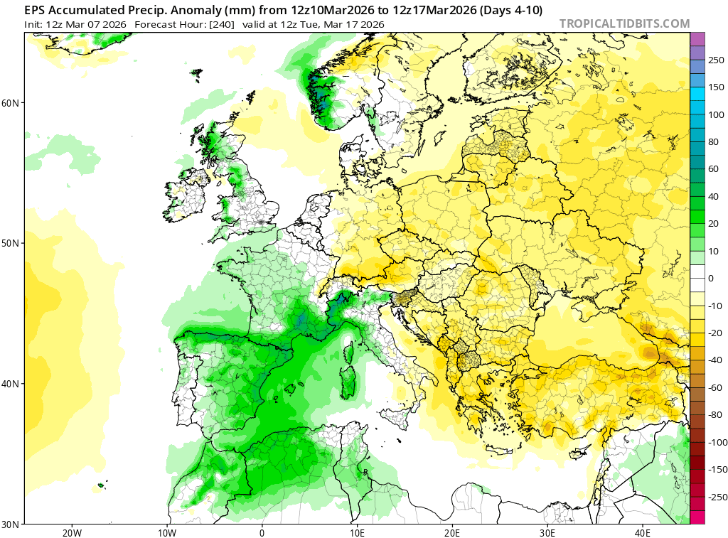Ídem que en los casos anteriores pero para las anomalías de precipitación acumuladas entre el 10 y el 17 de marzo de 2026 del modelo EPS. La anomalías positivas más acusadas aparecen en el tercio norte, zonas de la costa mediterránea y centro peninsular. ECMWF
