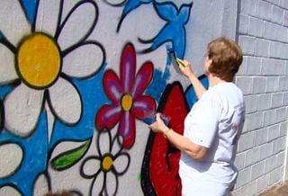 Dan&ccedil;ar, desenhar ou jogar videogame deixa o c&eacute;rebro mais jovem, mostra estudo internacional