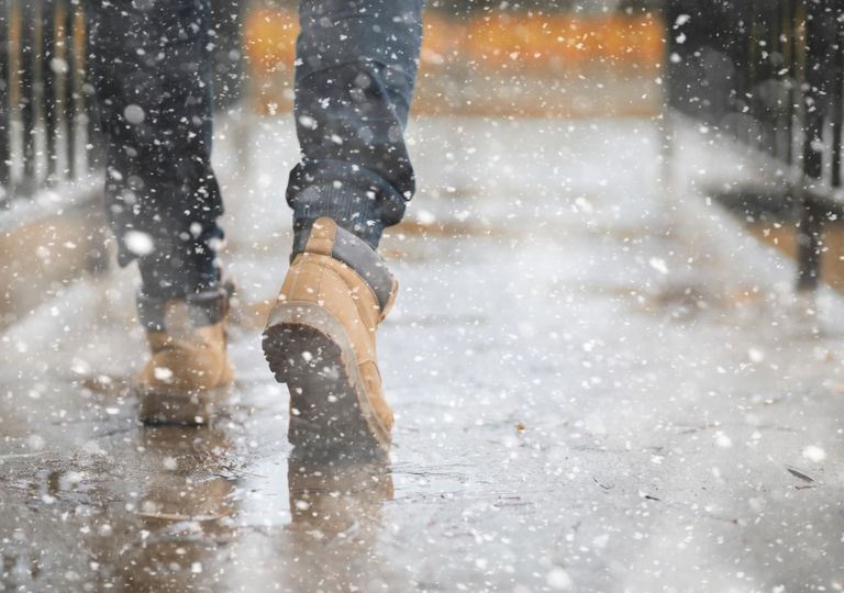 Schnee bis runter Schnee bis runter
