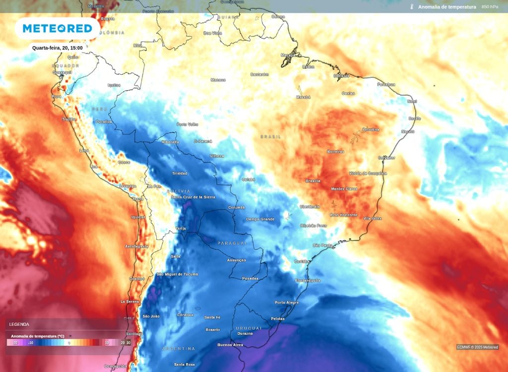 Anomalia de temperatura em 850 hPa. Massa de ar frio atua em boa parte do Brasil, o que evidencia o grande contraste térmico no país.