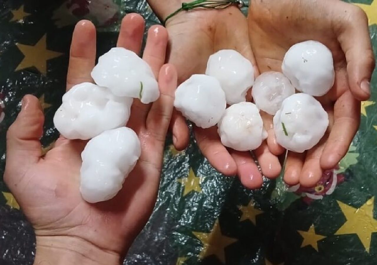 De diámetro inusual, fue el tamaño del granizo precipitado. Cortesía: stopenlinea.com.ar