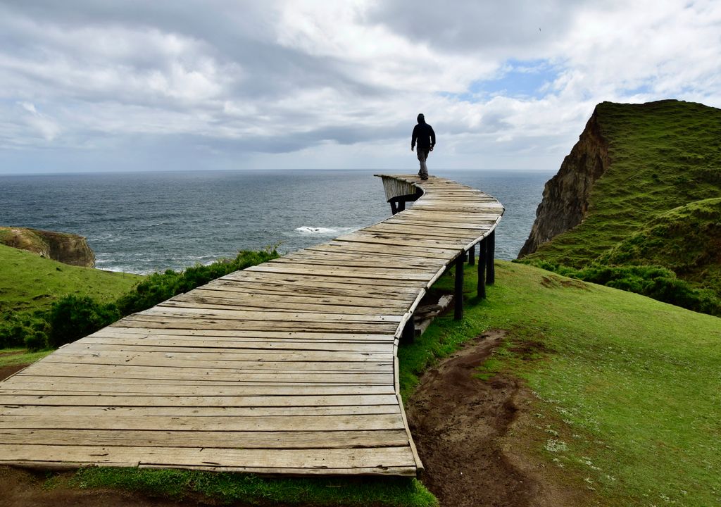 Muelle de las Almas, costa occidental de Chiloé. Muelle de las Almas, costa occidental de Chiloé.