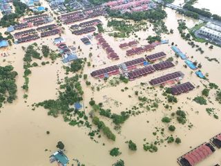 Torrenciales lluvias han dejado a cientos de personas evacuadas, así como importantes daños en Malasia
