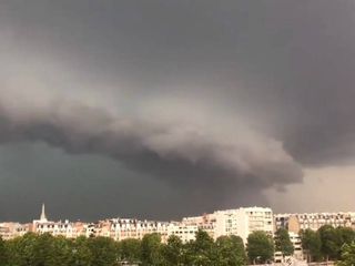 De violents orages ont balayé l'Île-de-France hier soir !