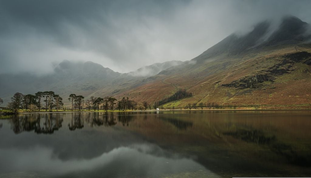 Ambiance onirique sur le lac de Buttermere, dans le Lake District. Ambiance onirique sur le lac de Buttermere, dans le Lake District.