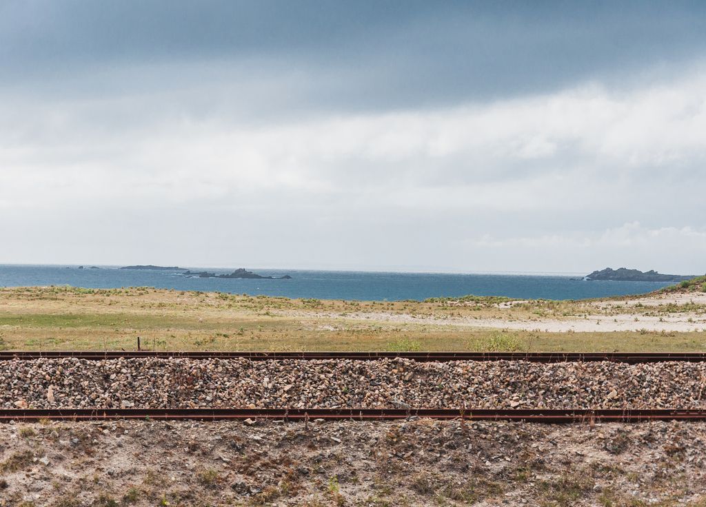 Les rails de chemin de fer de la presqu'île de Quiberon. Les rails de chemin de fer de la presqu'île de Quiberon.
