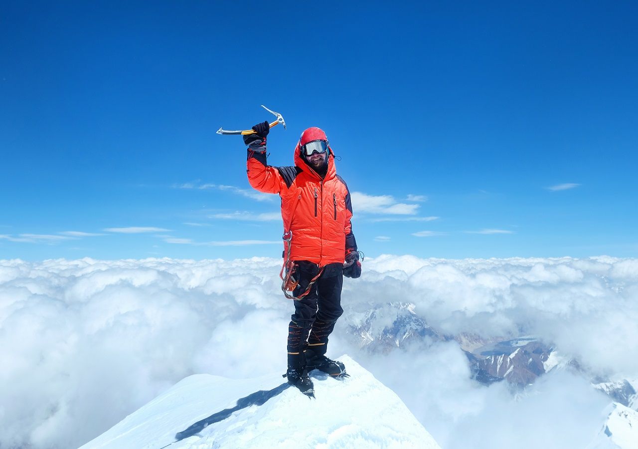 A nova altura do Monte Everest agora é mais alto!