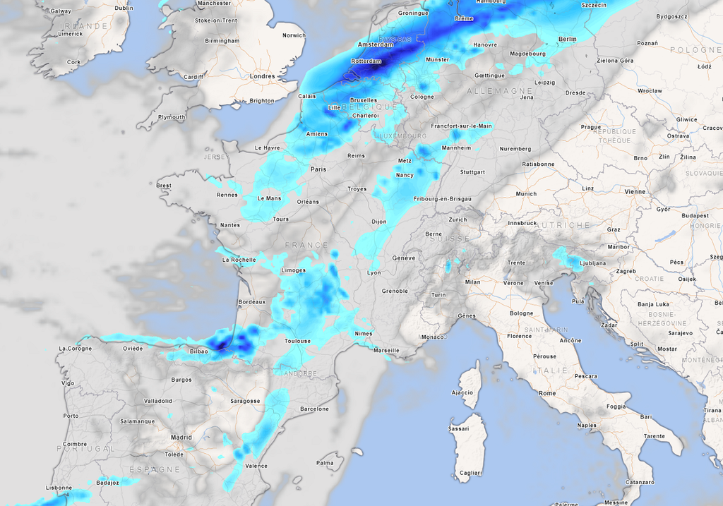 La journée de samedi devrait marquer la fin de cette période hors norme avec le passage d'une perturbation atlantique.