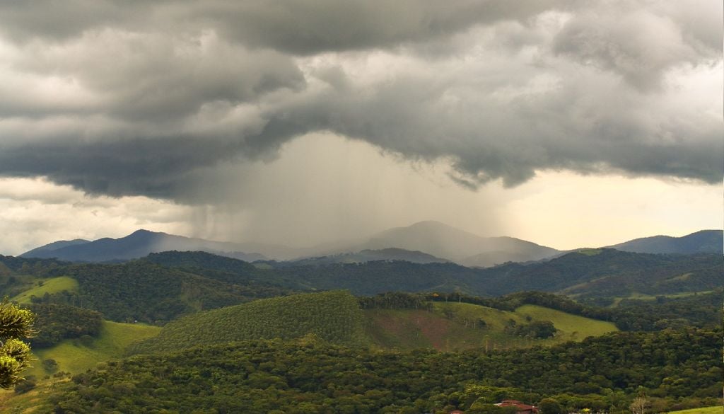 Chuva A precipitação em agosto foi muito acima do normal para este mês.