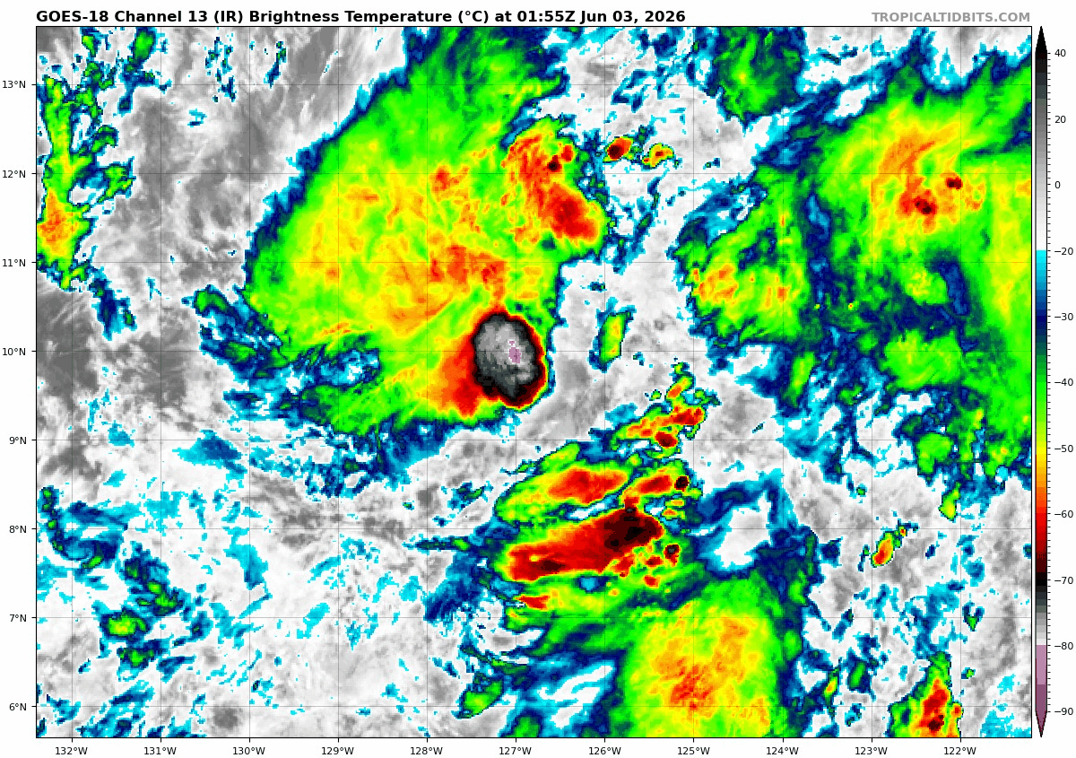 Secuencia de imágenes infrarrojas realzadas de la depresión 1E a inicios del 3 de junio de 2026. Tropicaltidbits