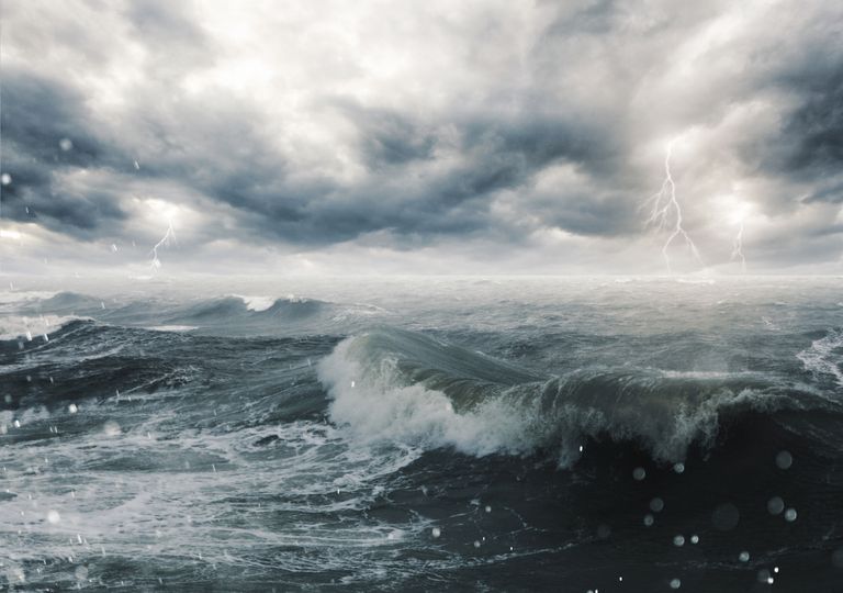 chuva; vento; mar agitado; depressão Karim chuva; vento; mar agitado; depressão Karim