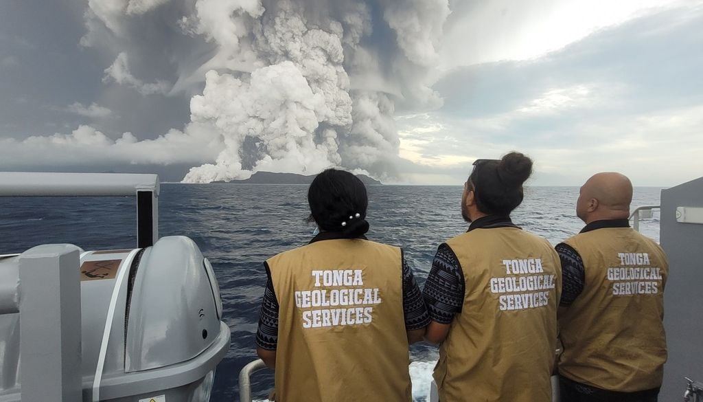 Der Ausbruch auf einer Aufnahme des Tonga Geological Services. Der Ausbruch auf einer Aufnahme des Tonga Geological Services. Bild: Facebook/Tonga Geological Services