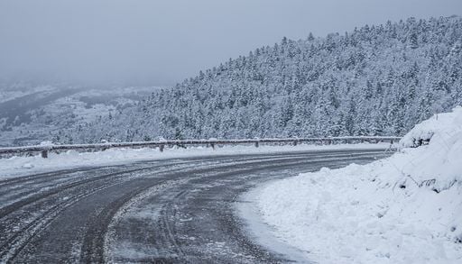 1 m&egrave;tre de neige : alerte &agrave; la neige et aux avalanches ! Plusieurs d&eacute;partements en "vigilance jaune" par M&eacute;t&eacute;o-France
