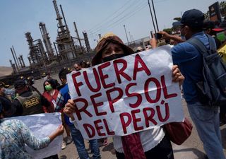 Derrame de petróleo en Perú: desastre ambiental, social y humanitario